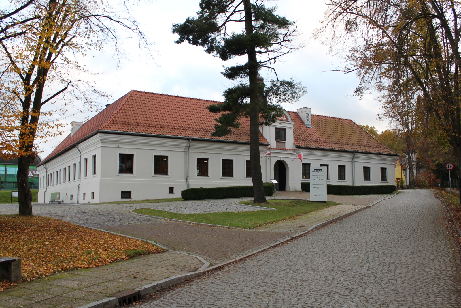 Potocki Palace (House of Converts), Braniewo