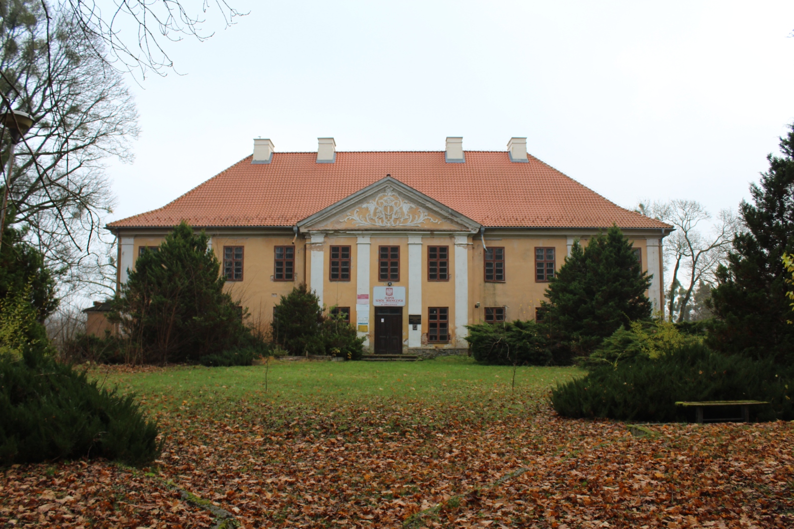 Warmian Bishops Palace, Smolajny