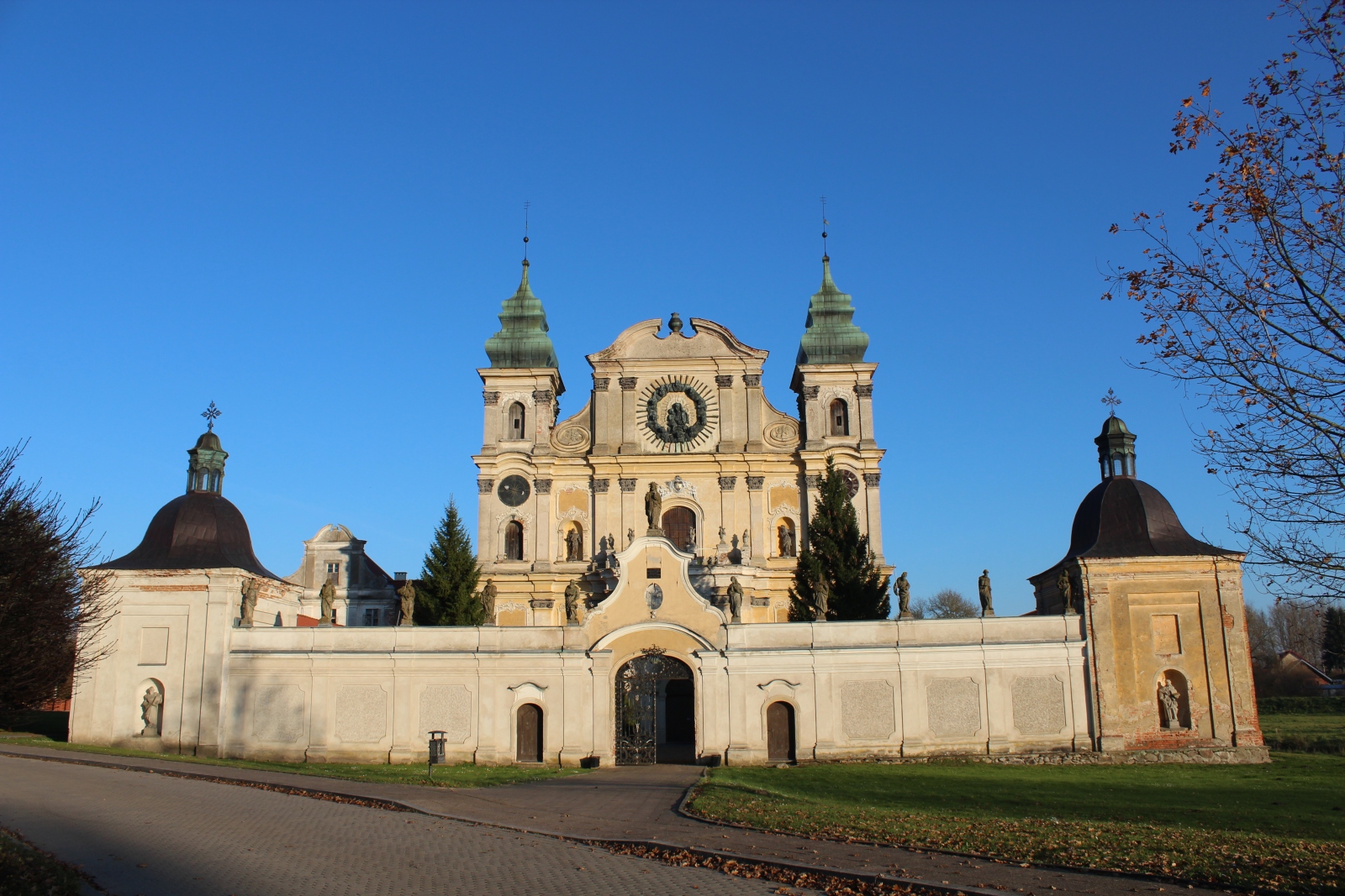 Church of the Visitation and St. Joseph, Krosno